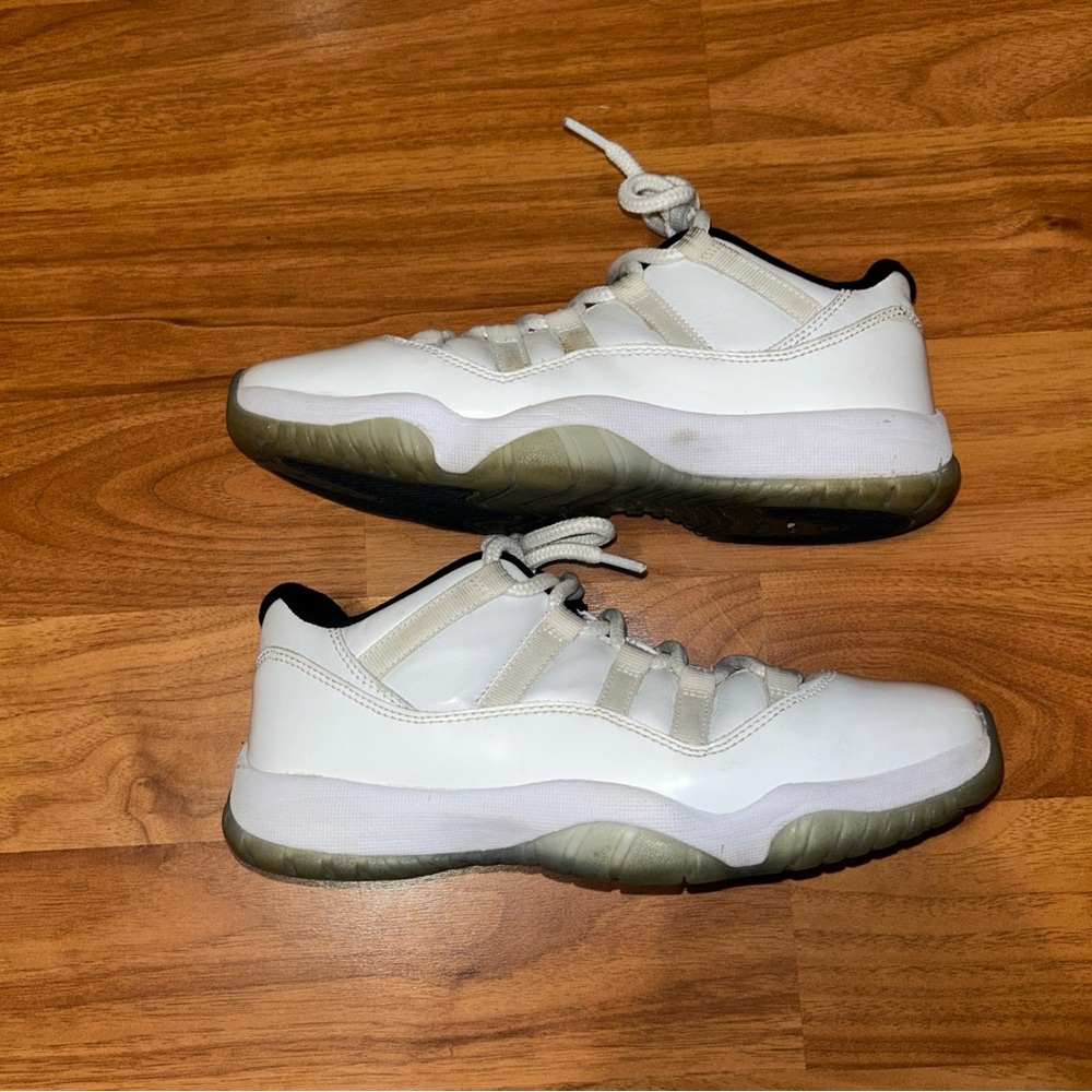Jordan 11 - Picture 4 of 9